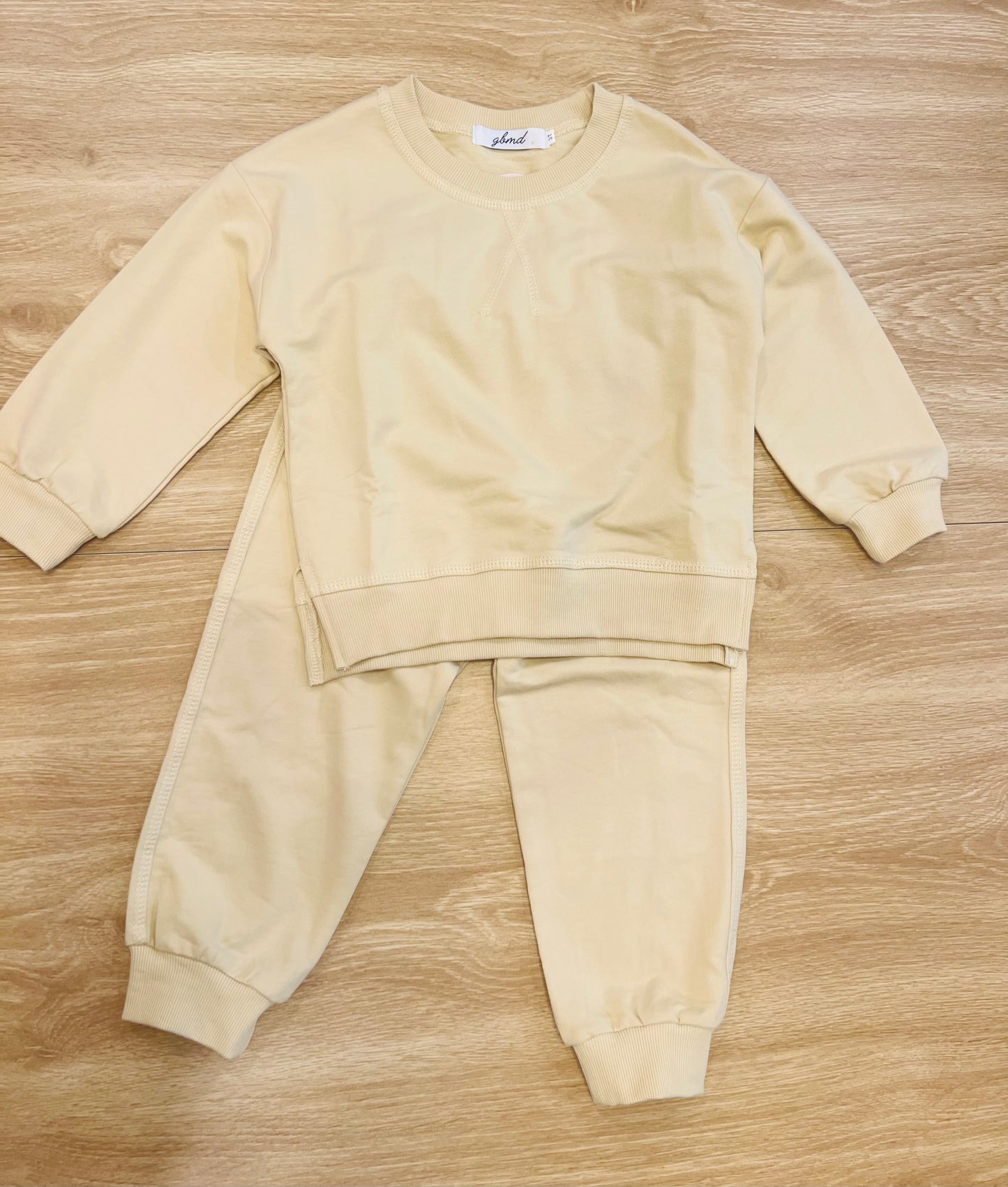 cream chaos set