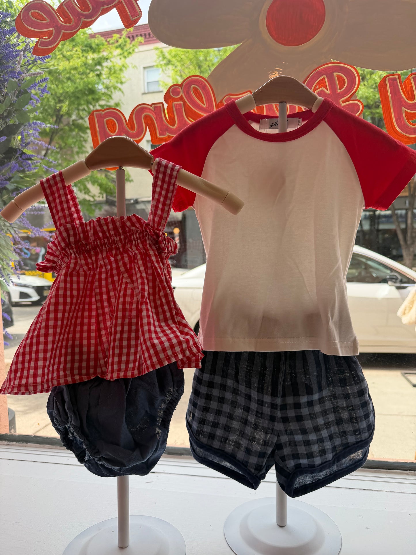 red sleeve tee