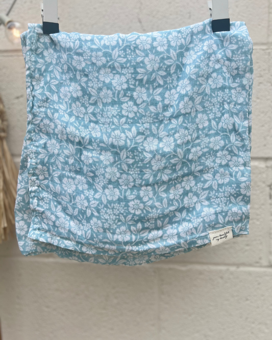 blue petal showers