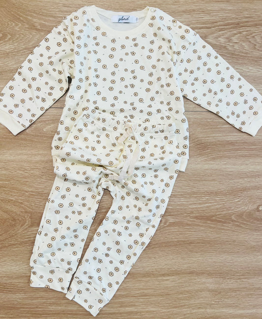 Daisy cream sweat suit
